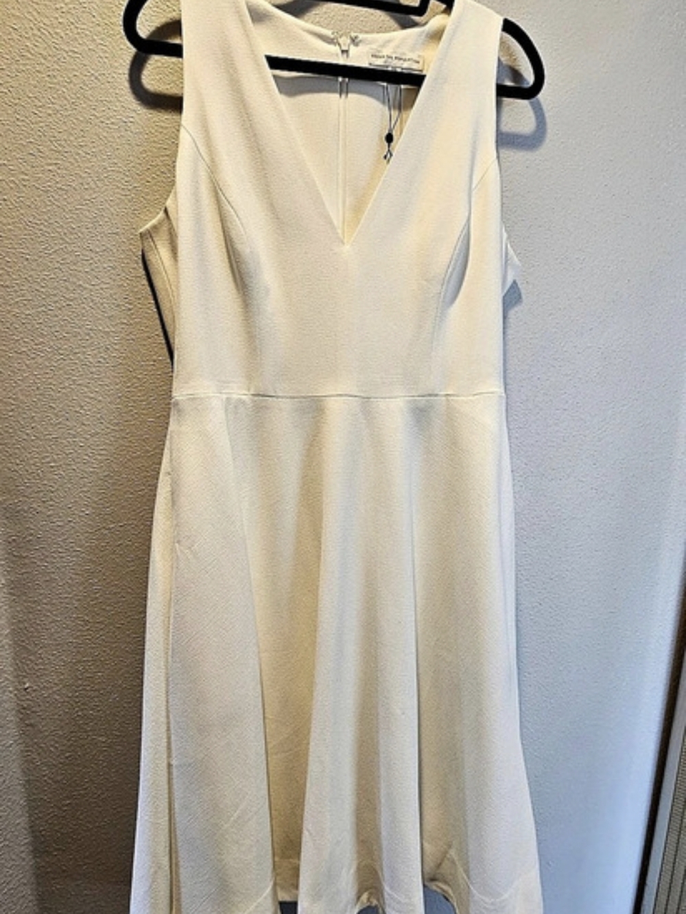 Dress the Population Catalina Crepe V-Neck Fit & Flare Dress in Ivory- NWT- XXL!